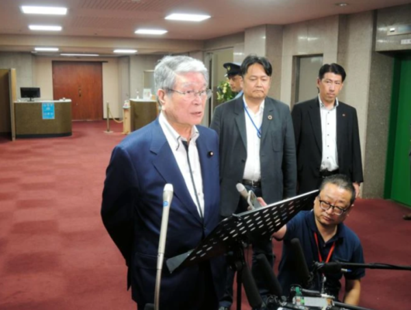豪配投资 被岸田要求为“核污染水”称呼道歉，日本农相照做，但否认辞职